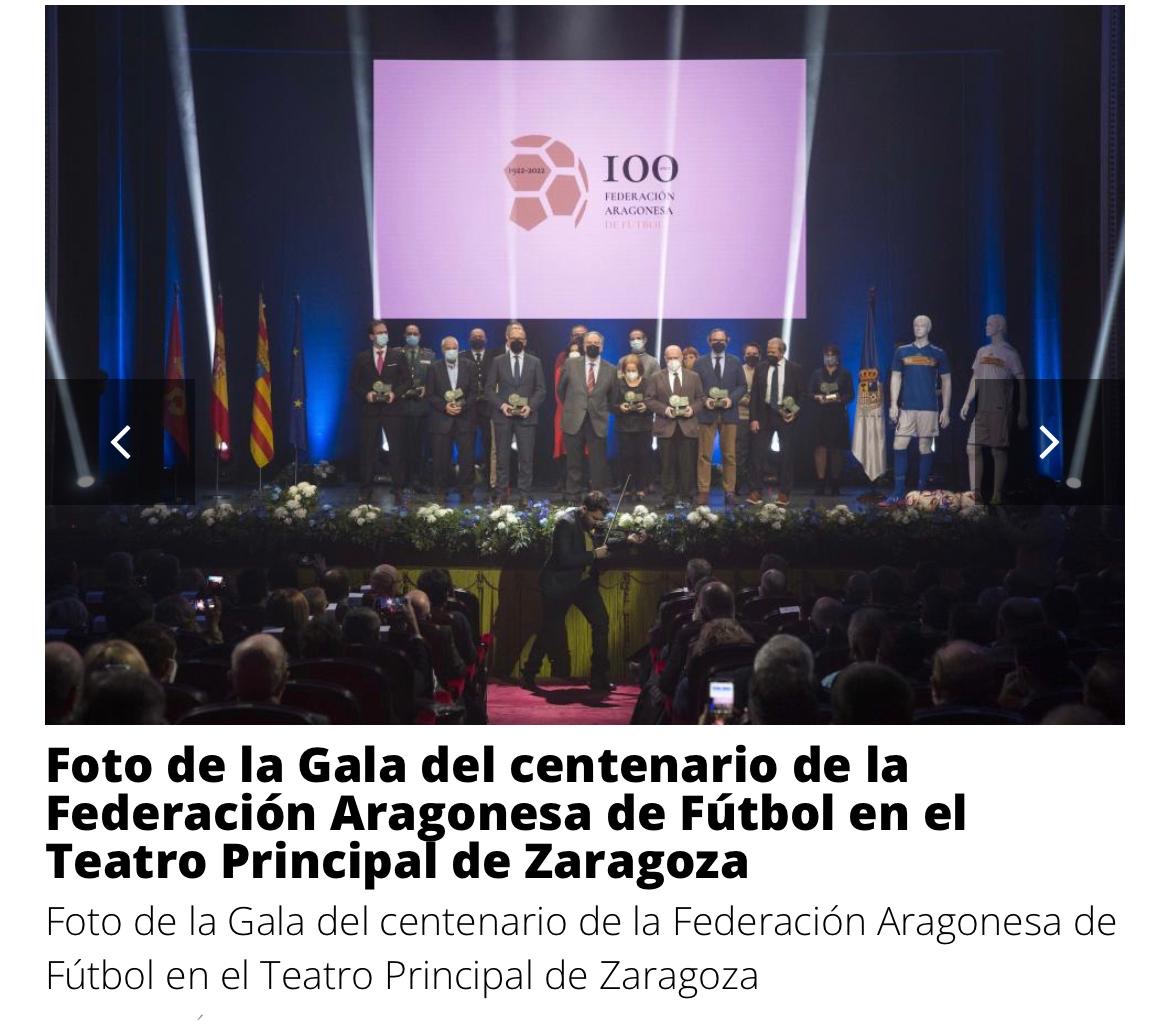 Lolo Alonso violinista en Zaragoza durante una gala importante