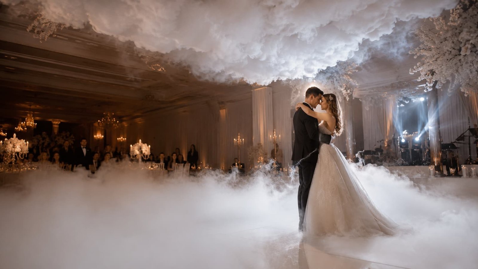 Efectos especiales para entrada de novios en boda premium
